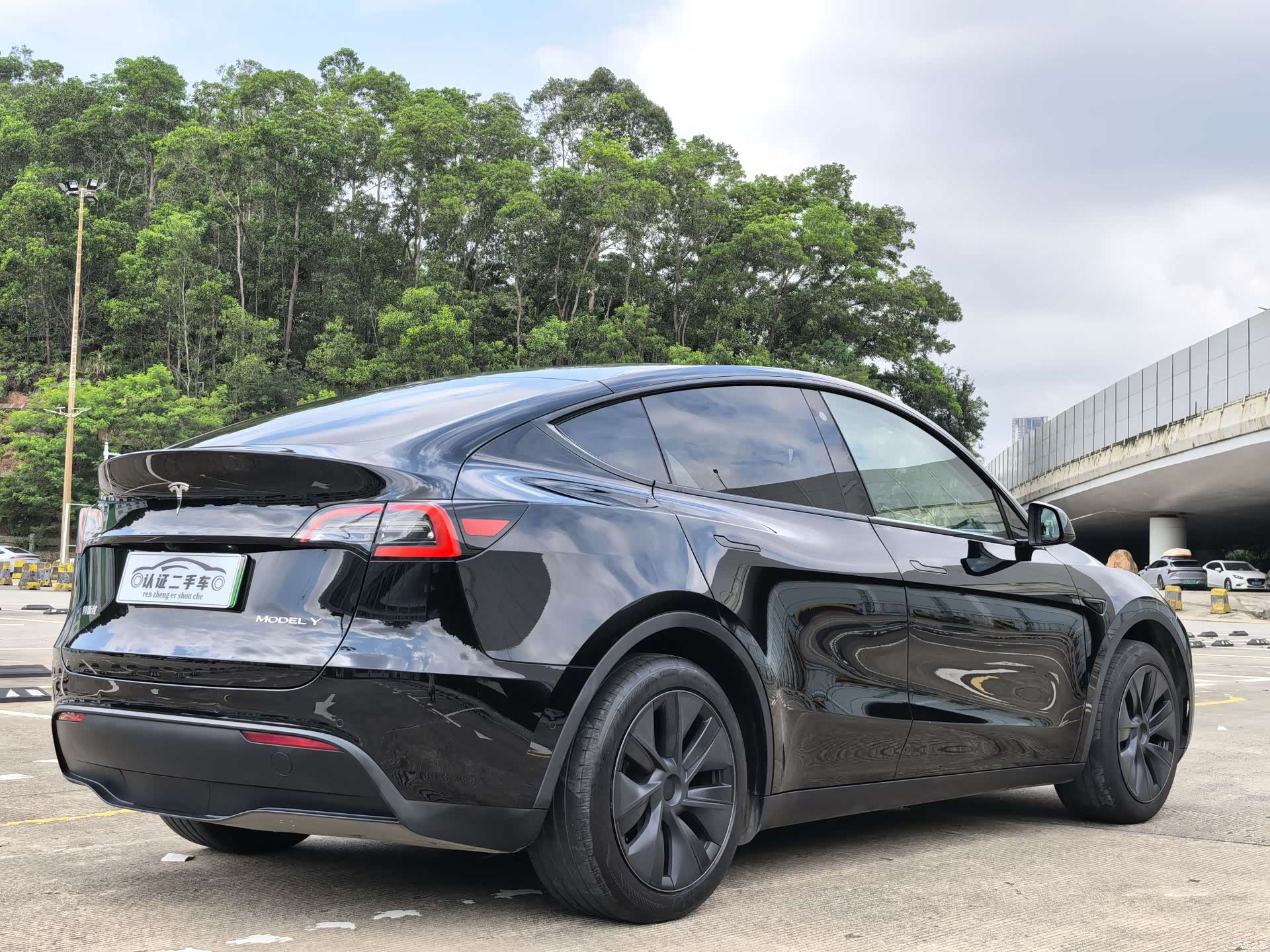 Tesla Model Y, 2023 10