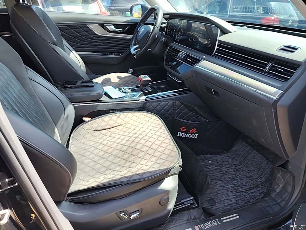 Hongqi HS5, 2021 25