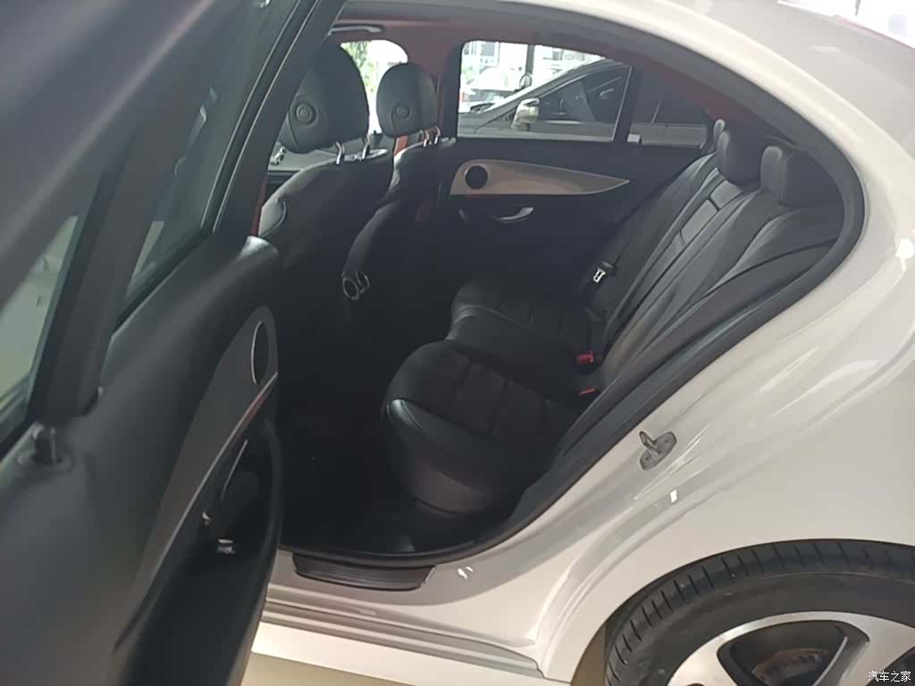 Mercedes-Benz E-Class, 2017 17