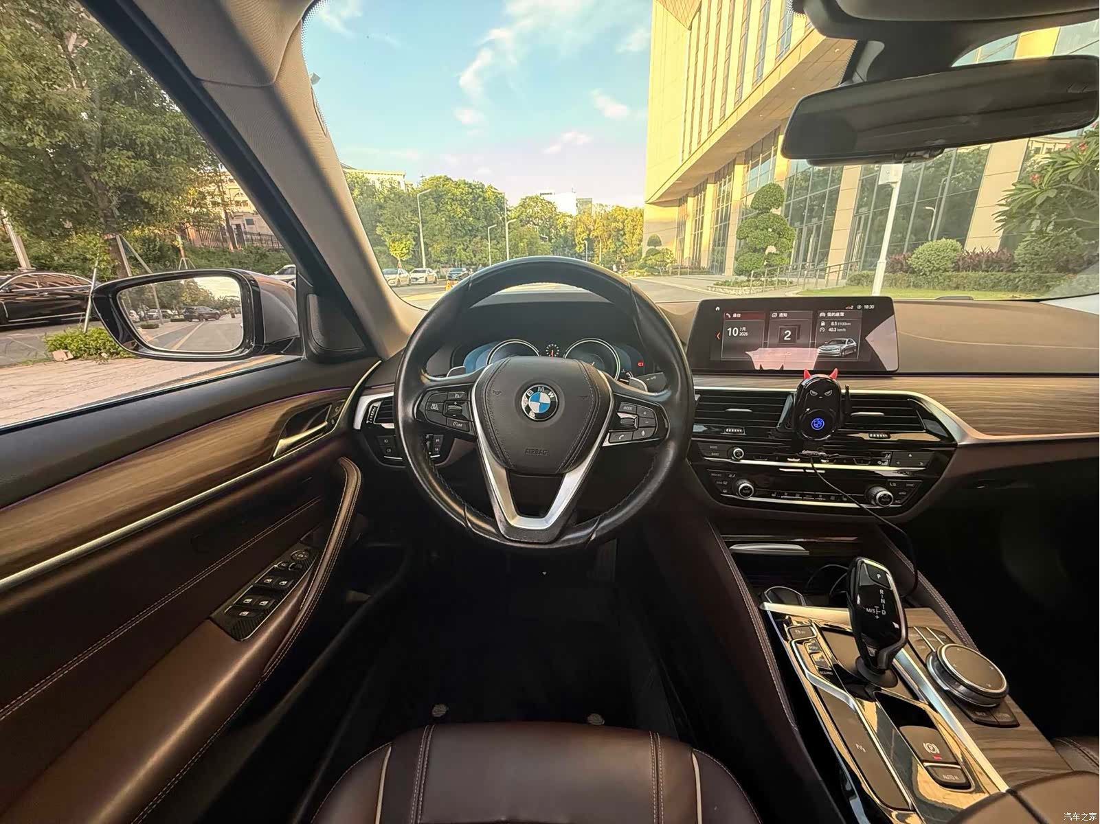 BMW 5 Series, 2018 11