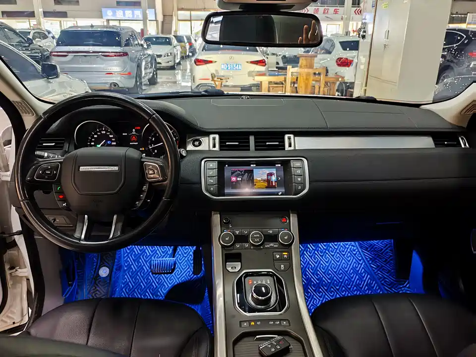 Land Rover Range Rover Aurora