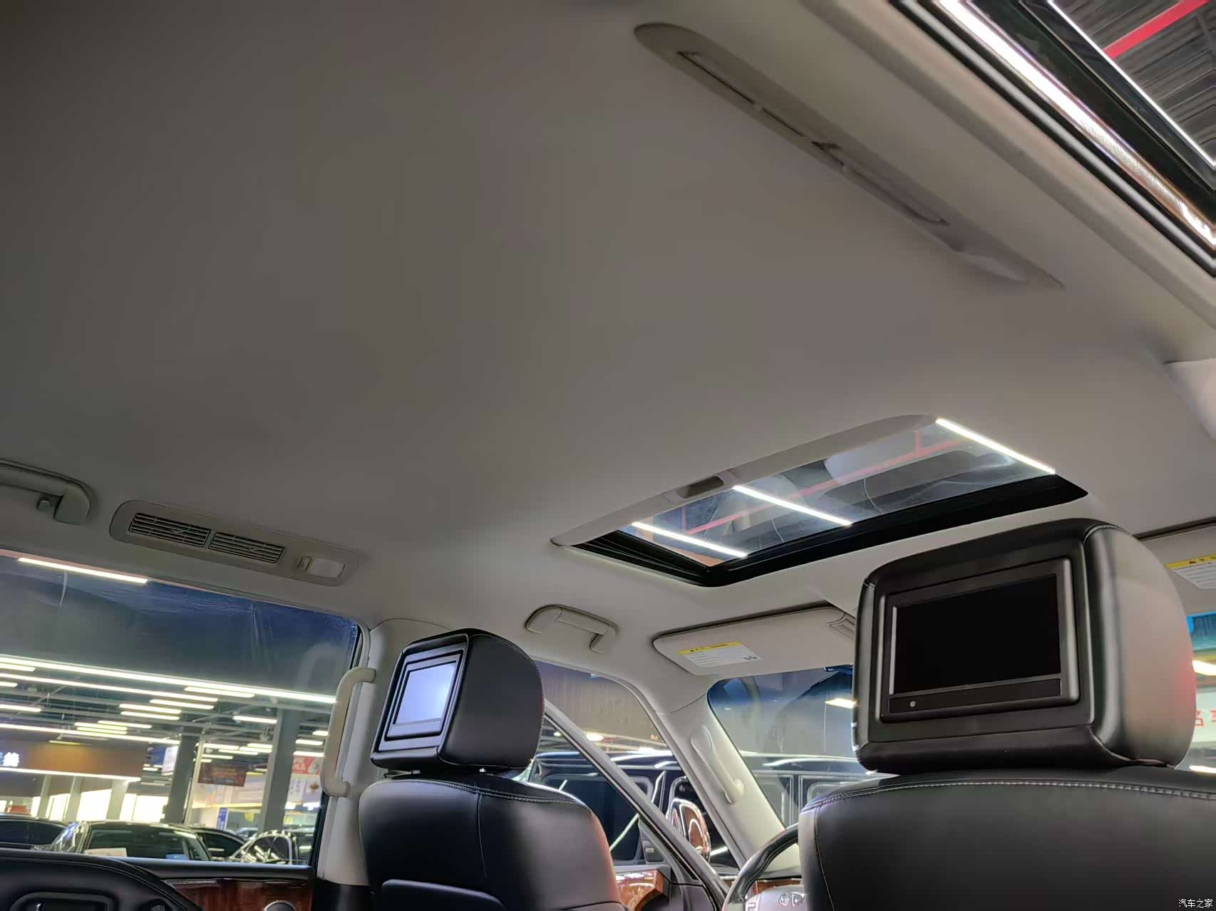 Infiniti QX80, 2017 14