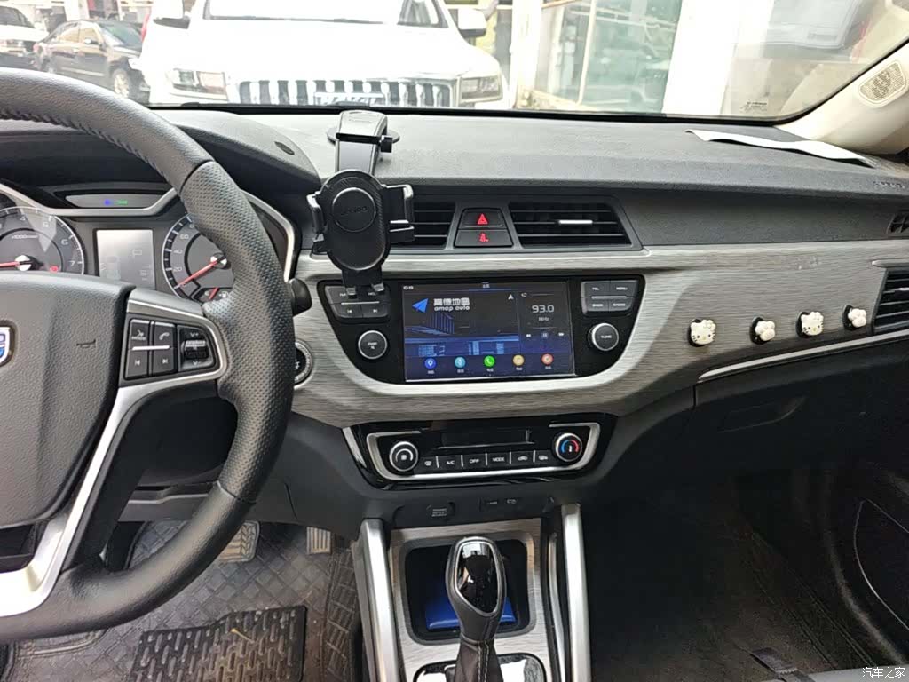 Geely X3, 2020 13