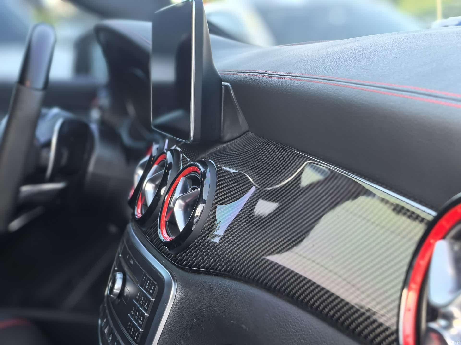 Mercedes-Benz CLA, 2016 11