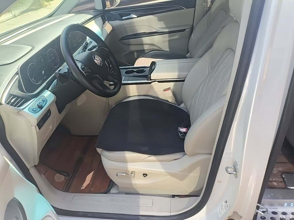 Buick GL8, 2020 15