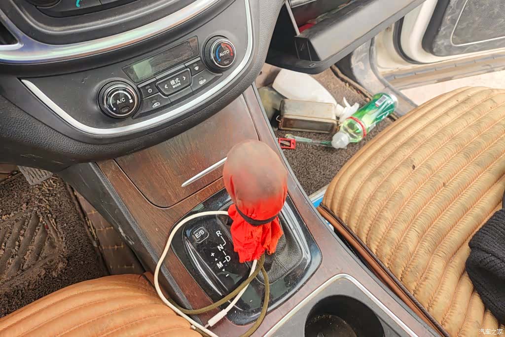 Wuling 560, 2017 16