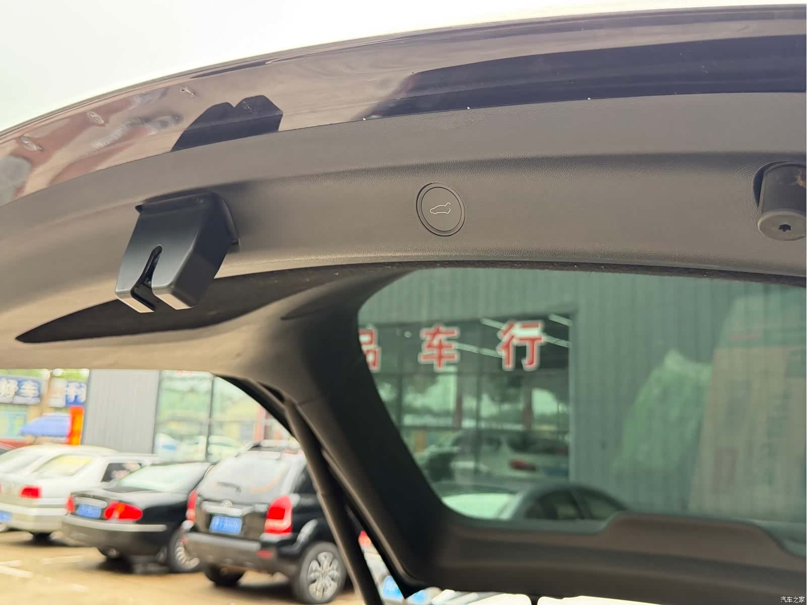 Tesla Model Y, 2022 12
