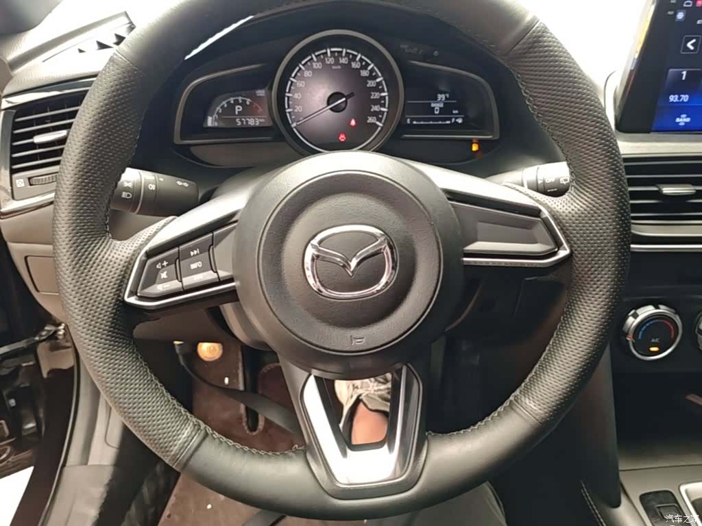 Mazda CX-4, 2020 11