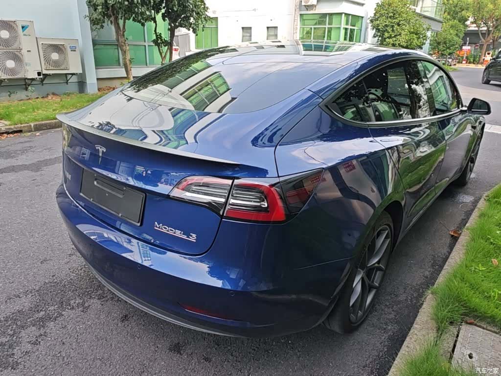 Tesla Model 3, 2021 все фото