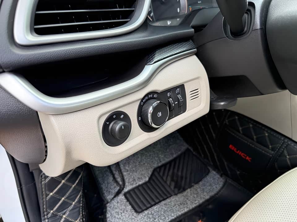 Buick Yinglang Buick Yinglang