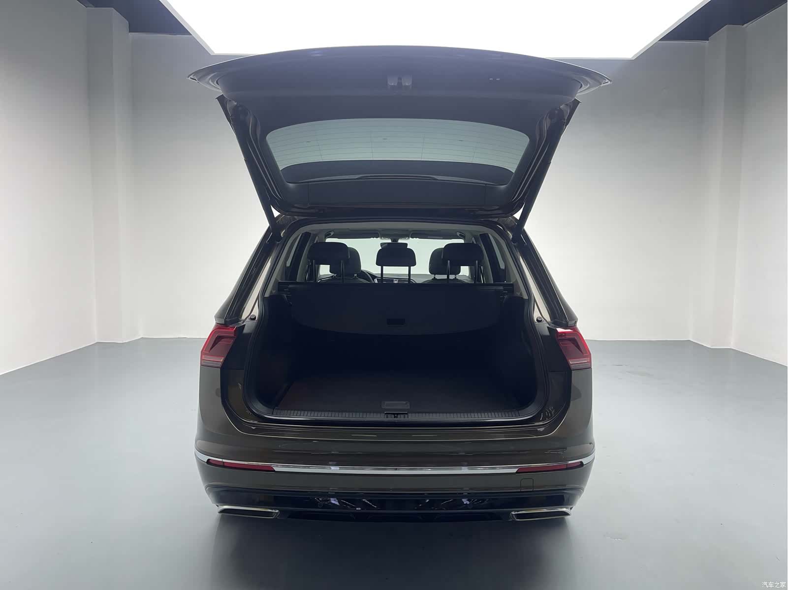 Volkswagen Tiguan L, 2020 23