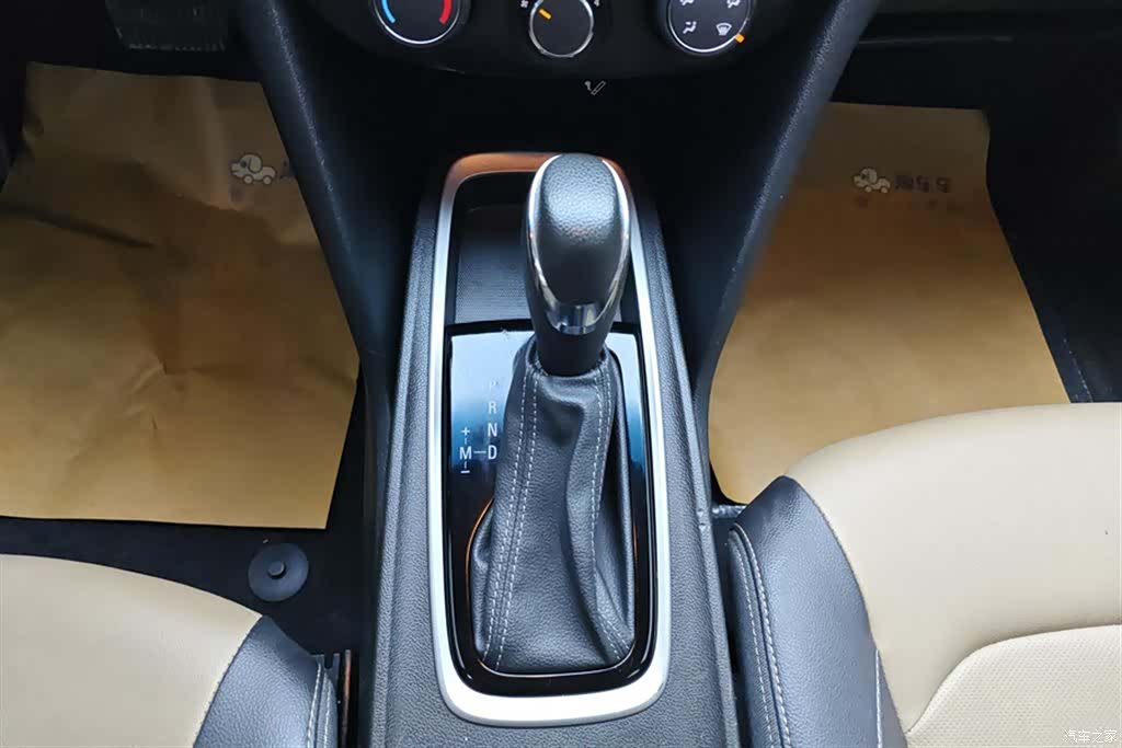 Chevrolet 320, 2022 16