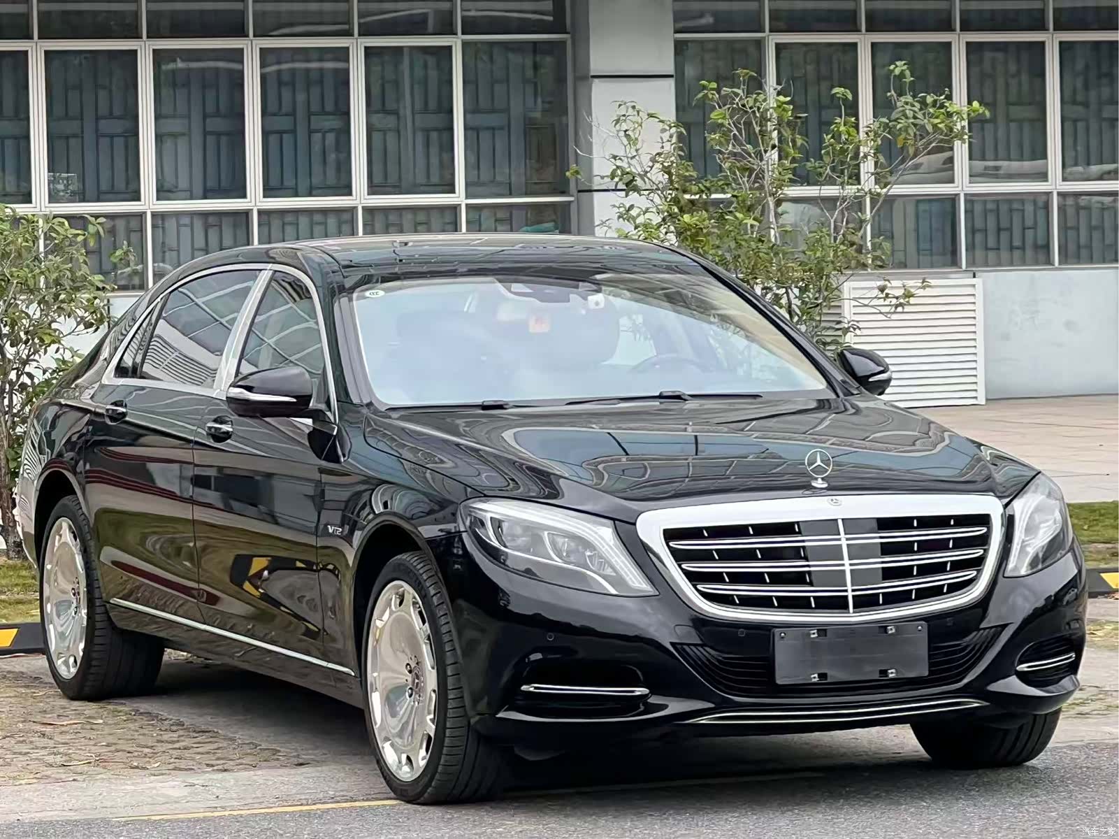 Maybach S-Class, 2017 3
