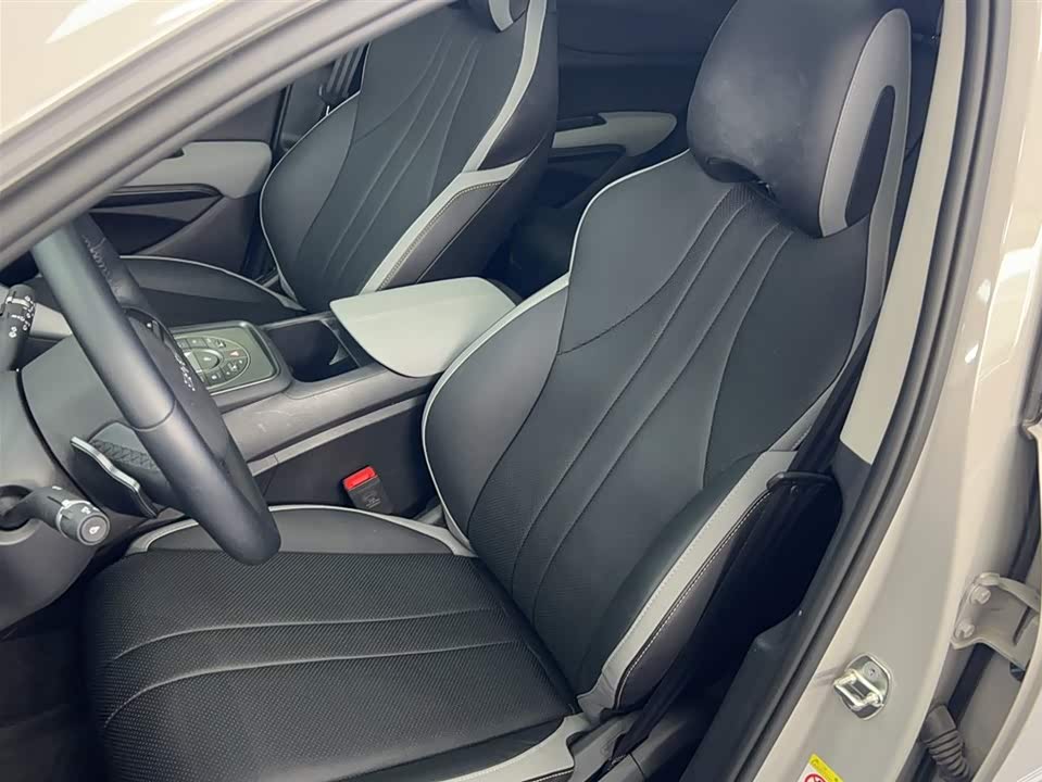 BYD Sea Lion 05 DM-i