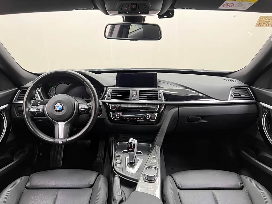 BMW 3 Series GT 2021, фото 12