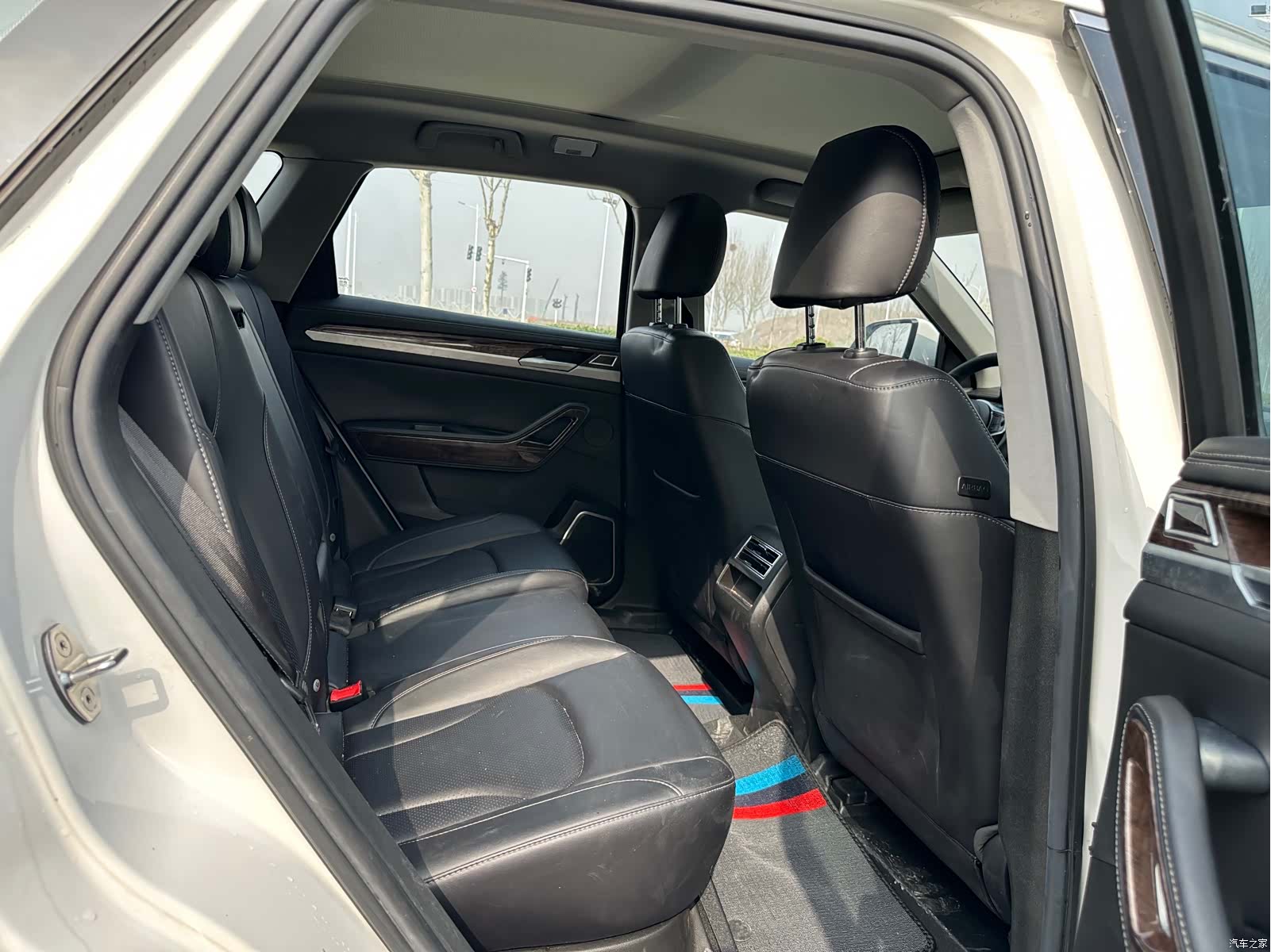 Zotye X7, 2017 16