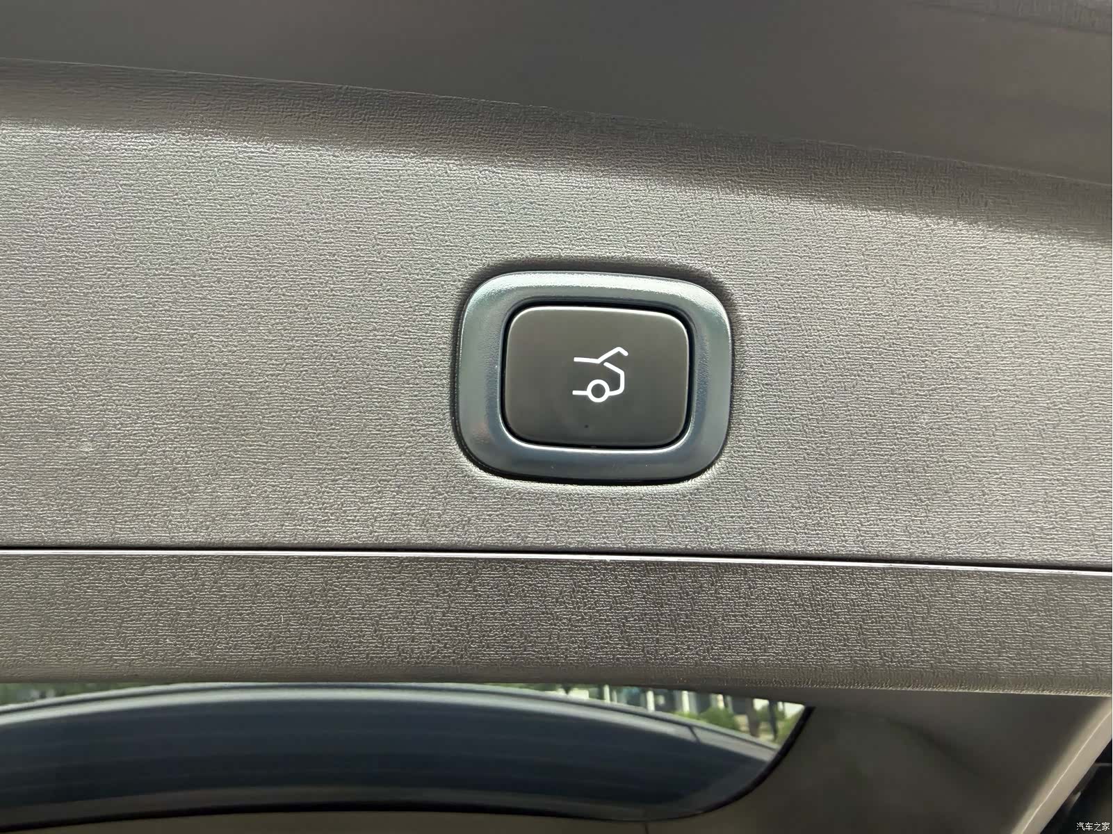 NIO ES6, 2024 19