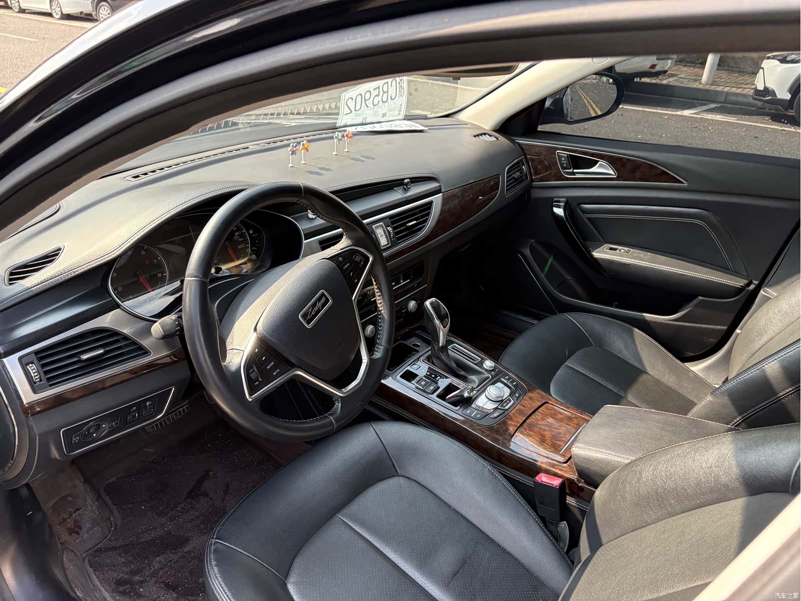 Zotye Z700, 2018 9