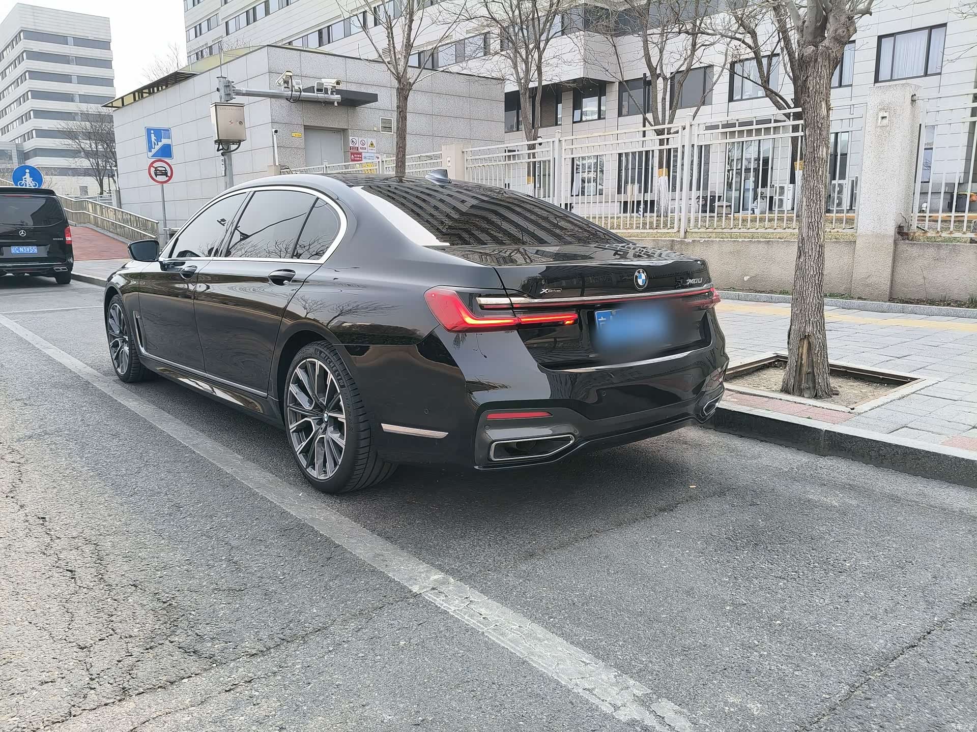BMW 7 Series, 2019 31