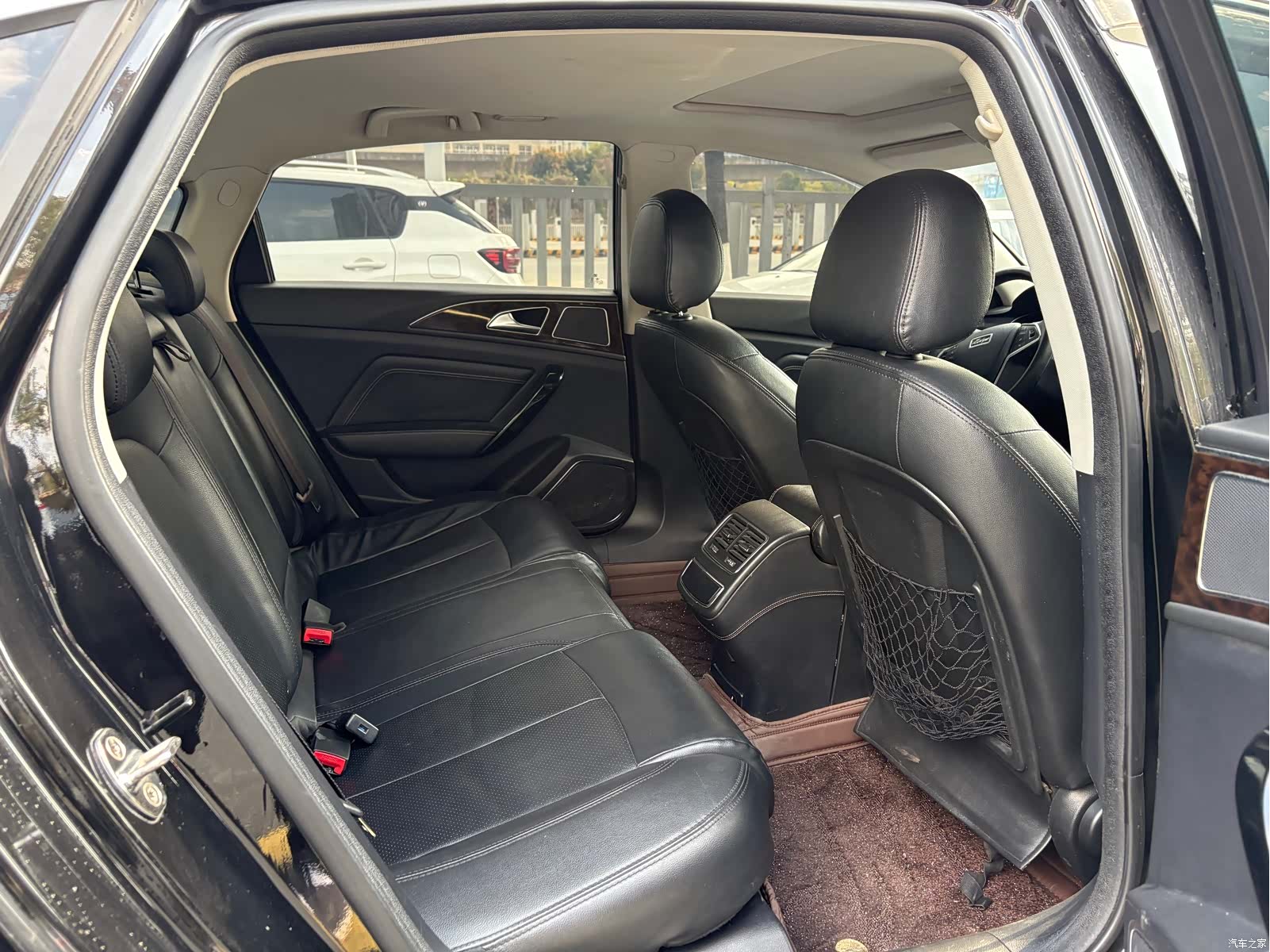 Zotye Z700, 2018 12