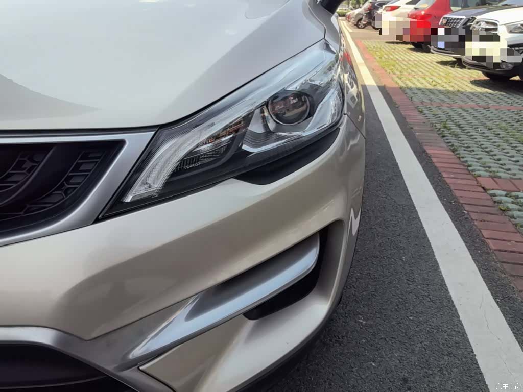 Geely Emgrand, 2017 24
