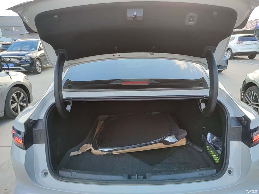 Leapmotor B01, 2025 19
