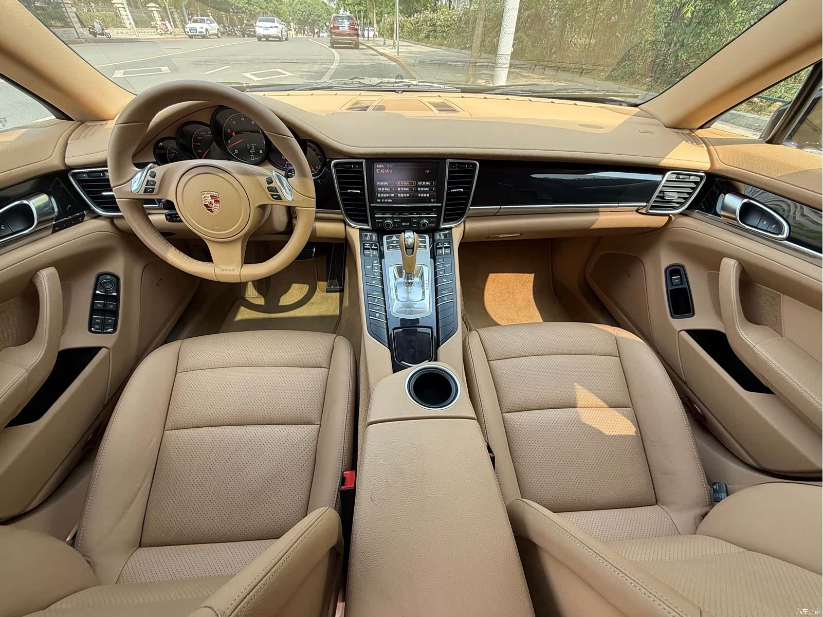 Porsche Panamera, 2012 9