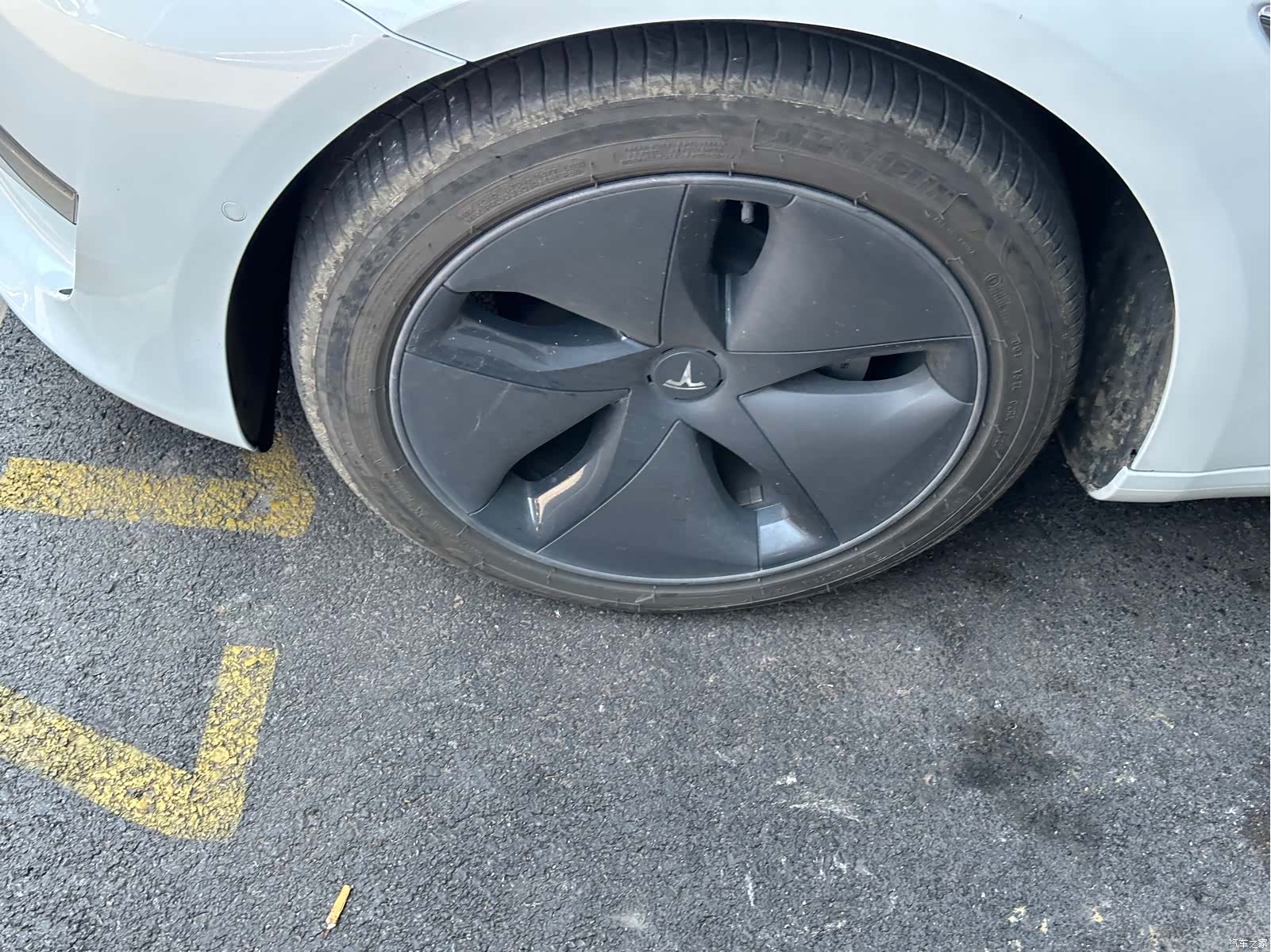 Tesla Model 3, 2019 4
