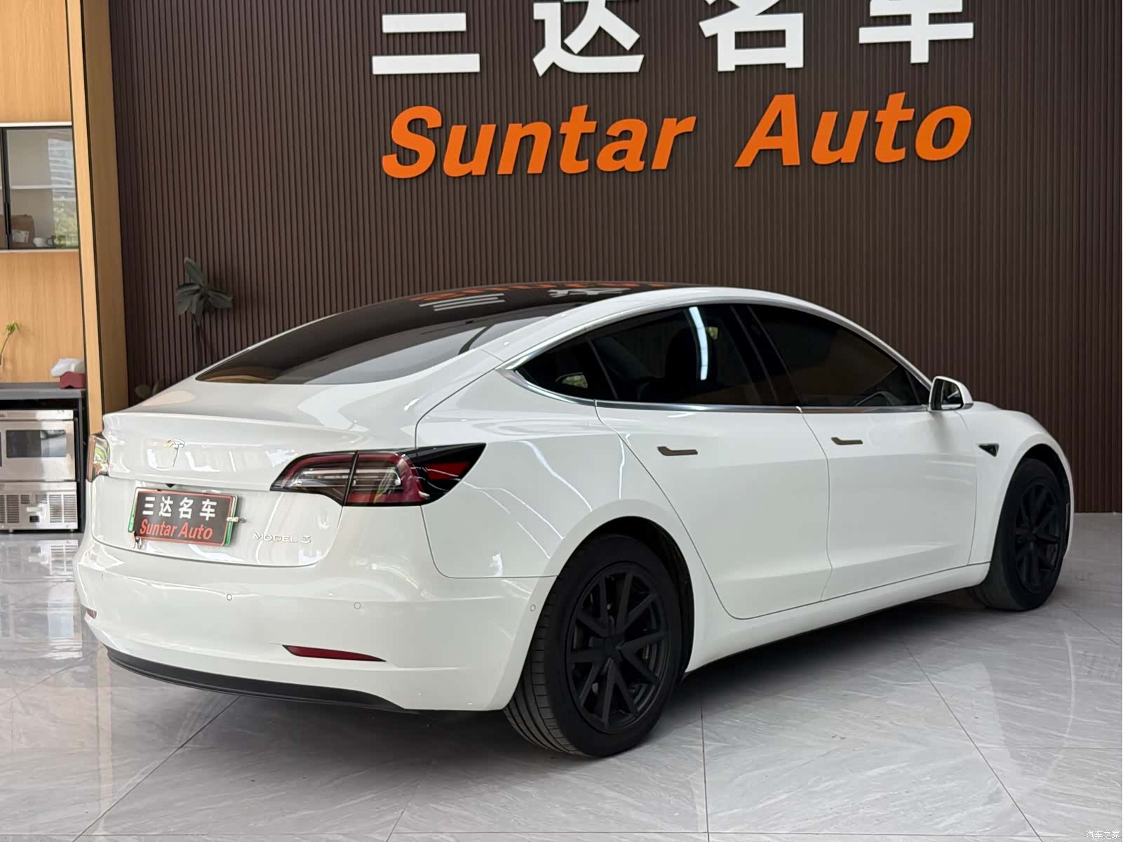 Tesla Model 3, 2020 6
