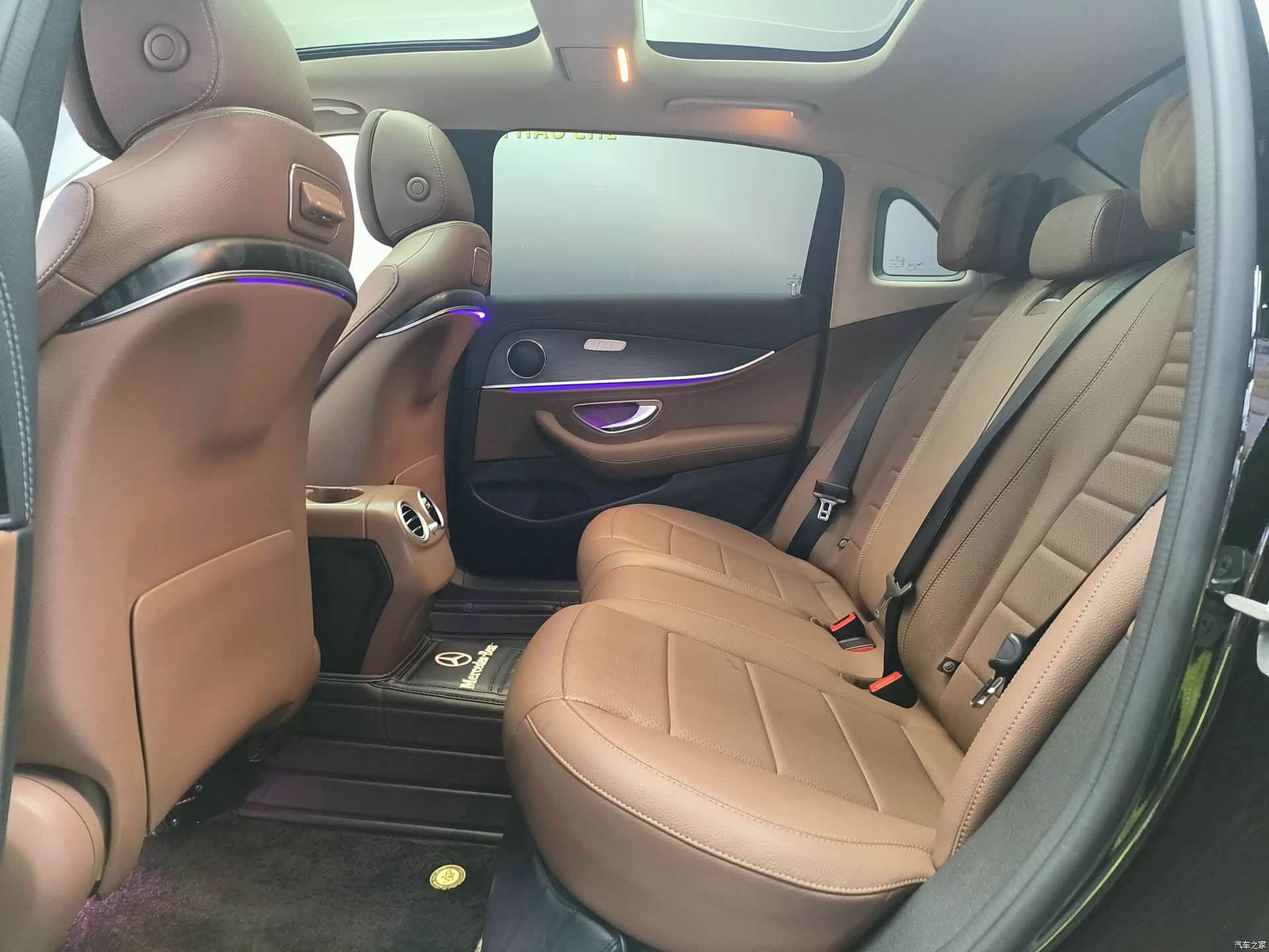 Mercedes-Benz E-Class, 2020 все фото