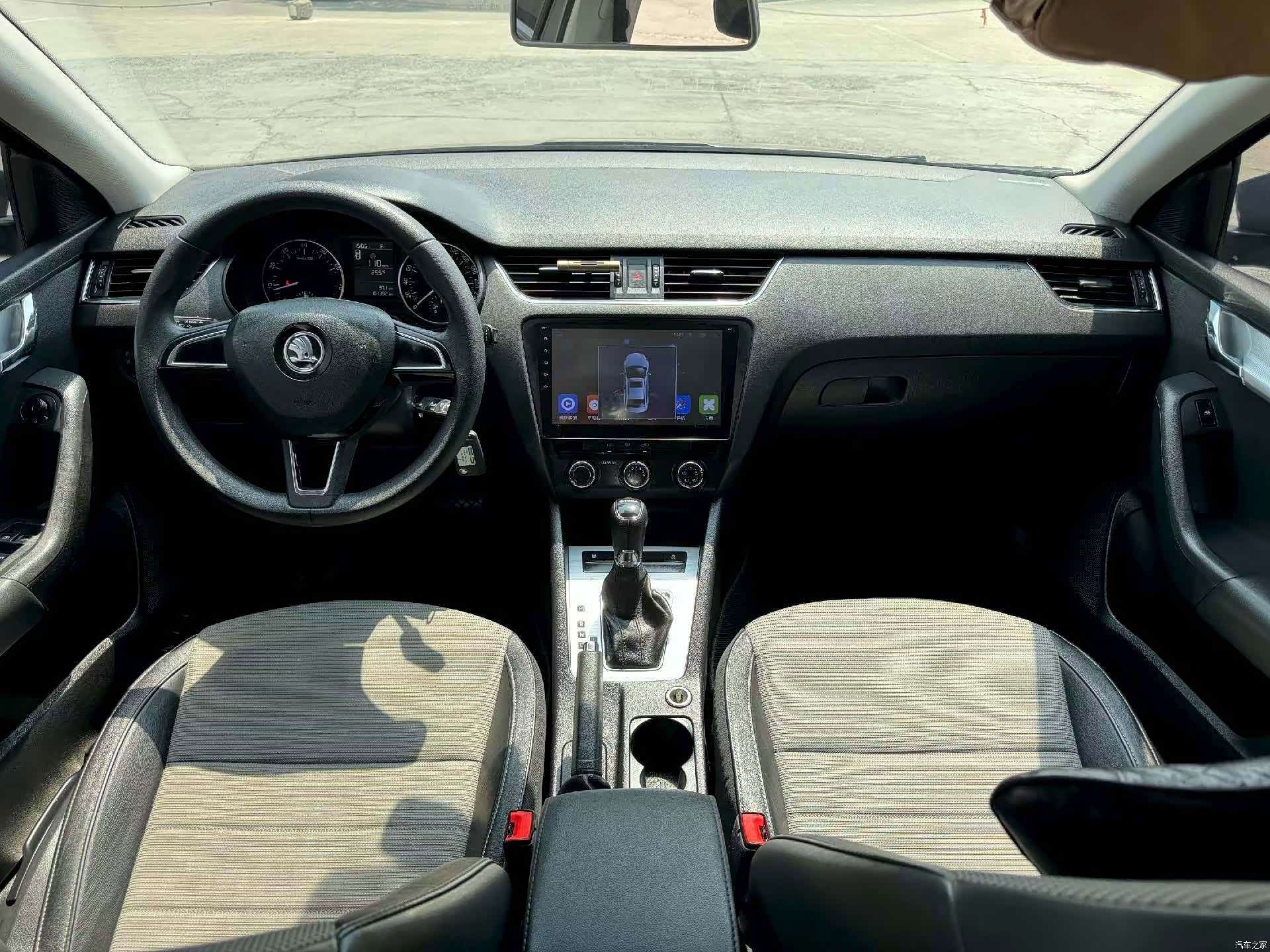 Skoda Octavia, 2016 все фото