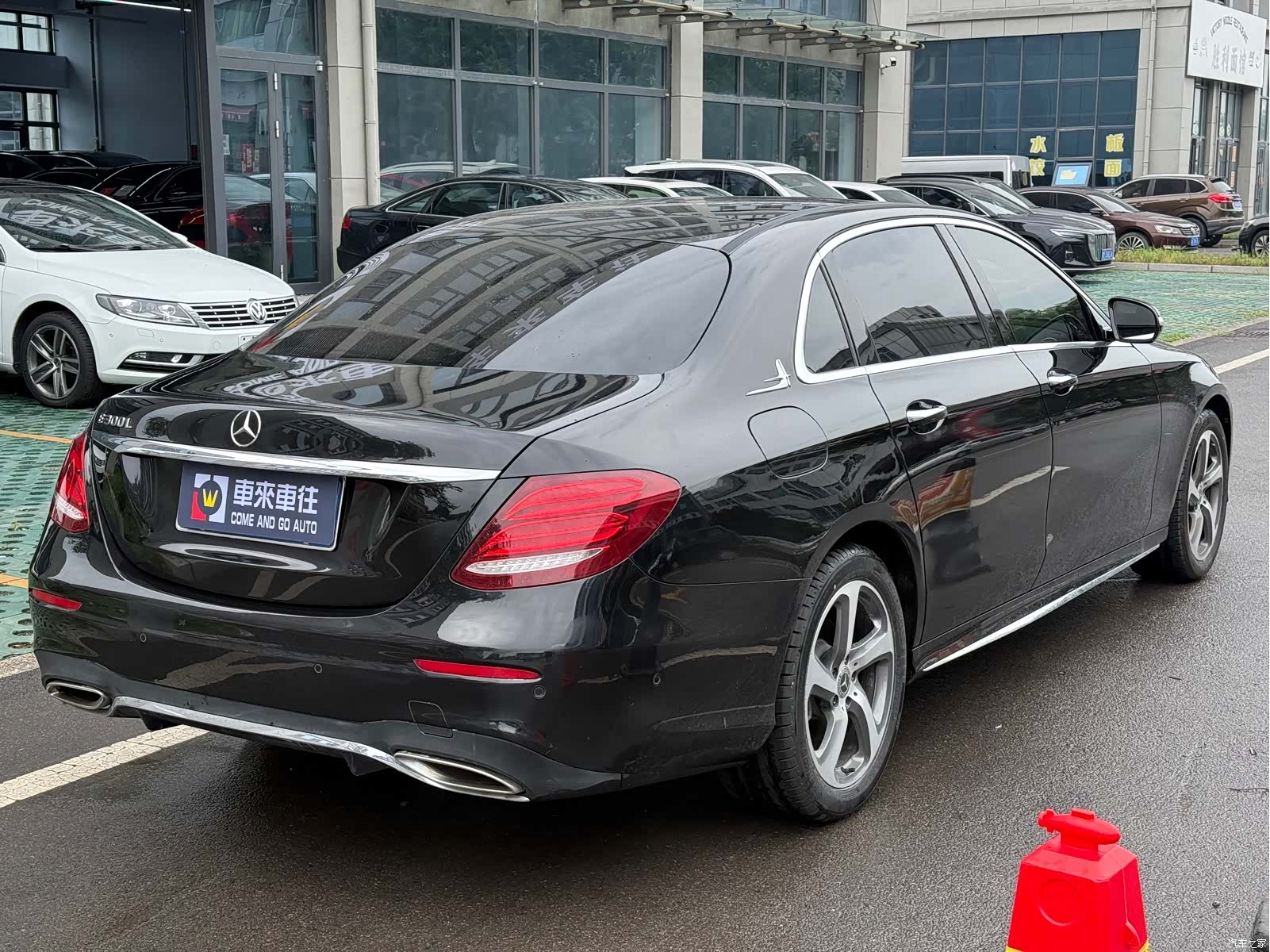 Mercedes-Benz E-Class, 2019 4