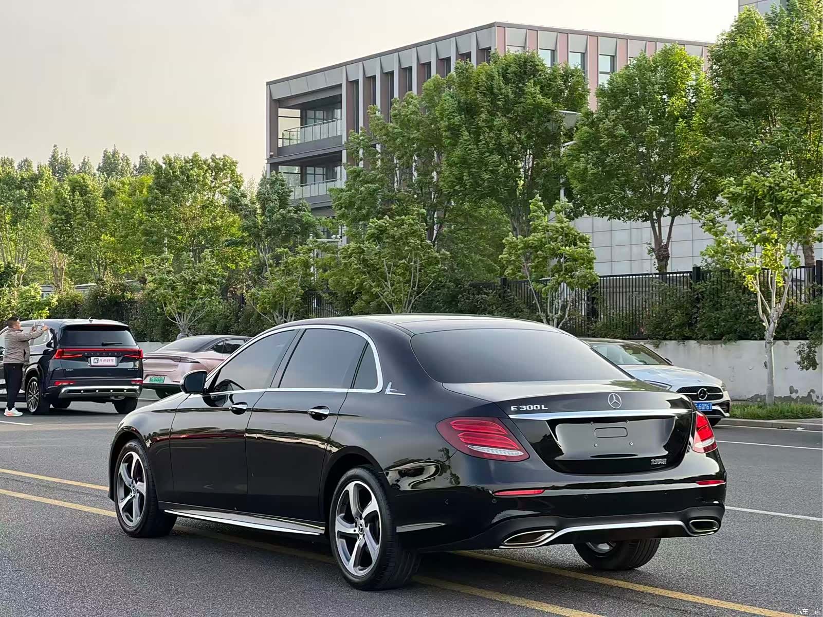 Mercedes-Benz E-Class, 2017 4