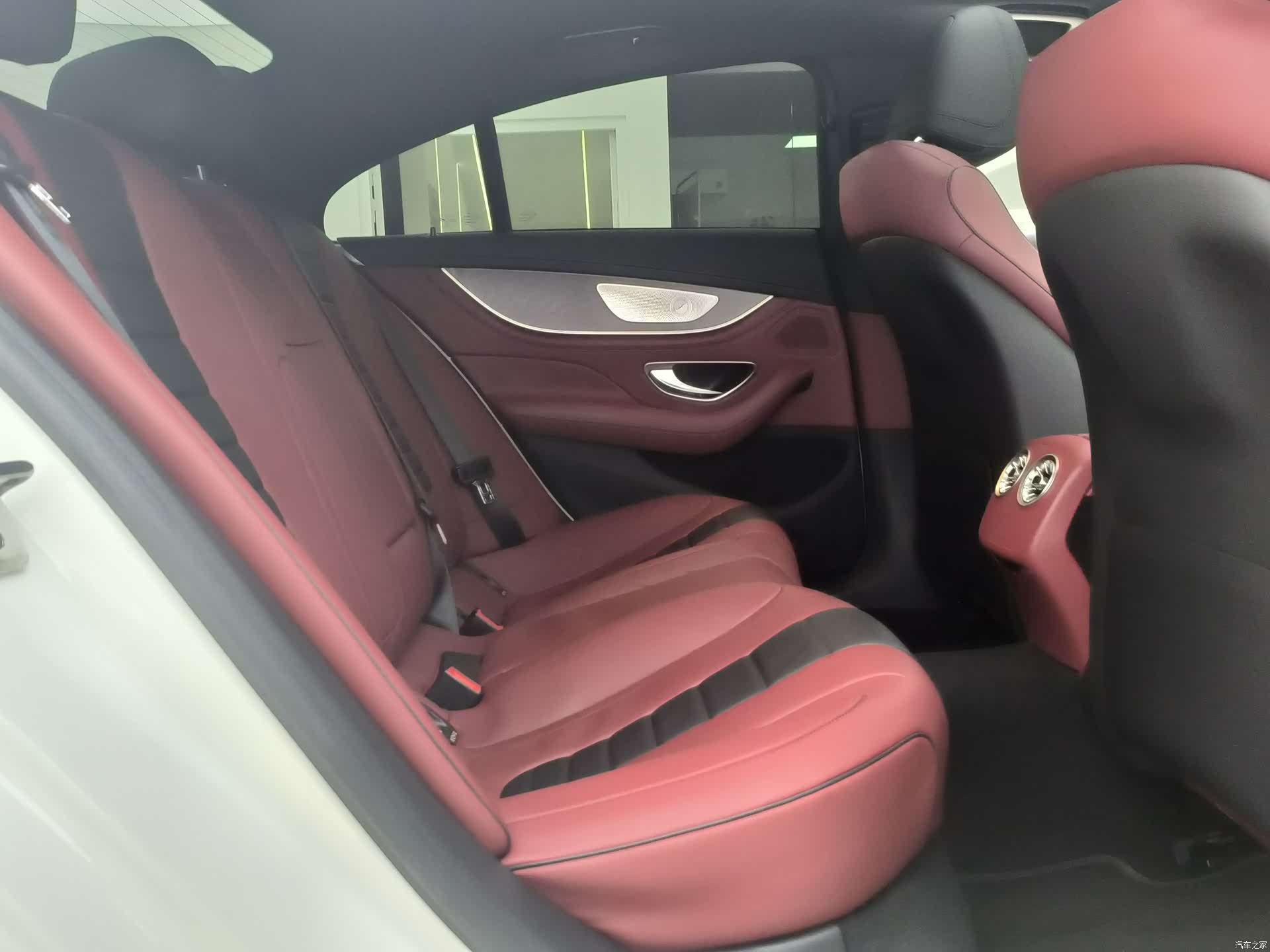 Mercedes-Benz CLS, 2021 6
