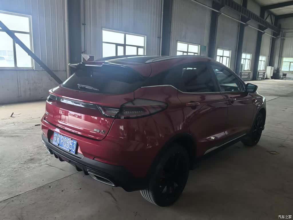 Geely Emgrand, 2022 все фото