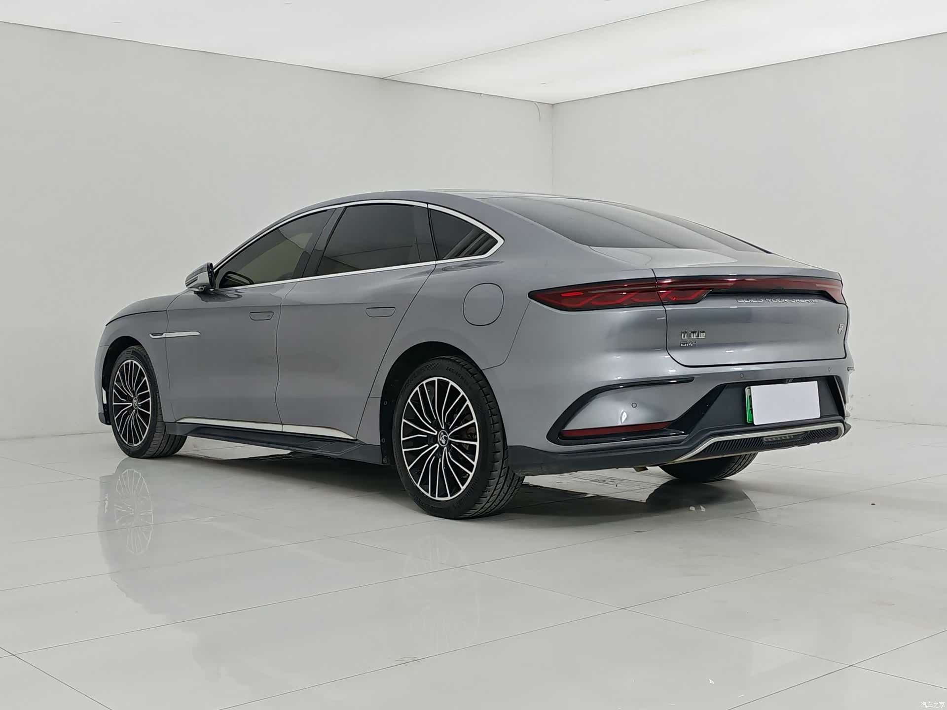 BYD Han, 2022 4