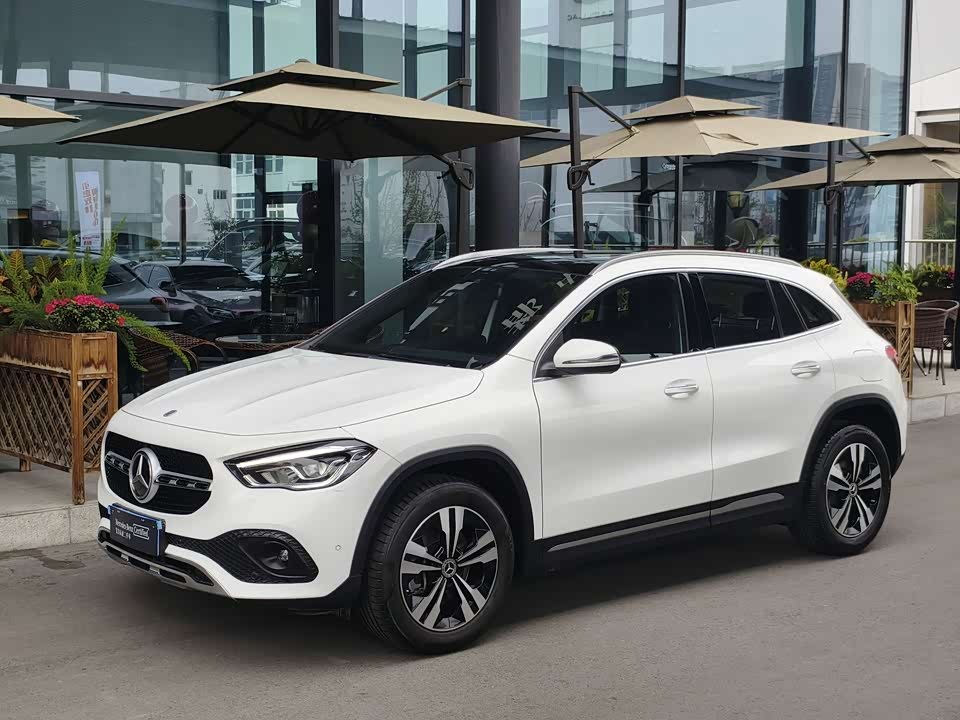 Mercedes-Benz GLA