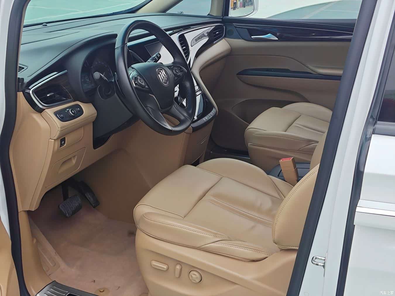 Buick GL8, 2020 6