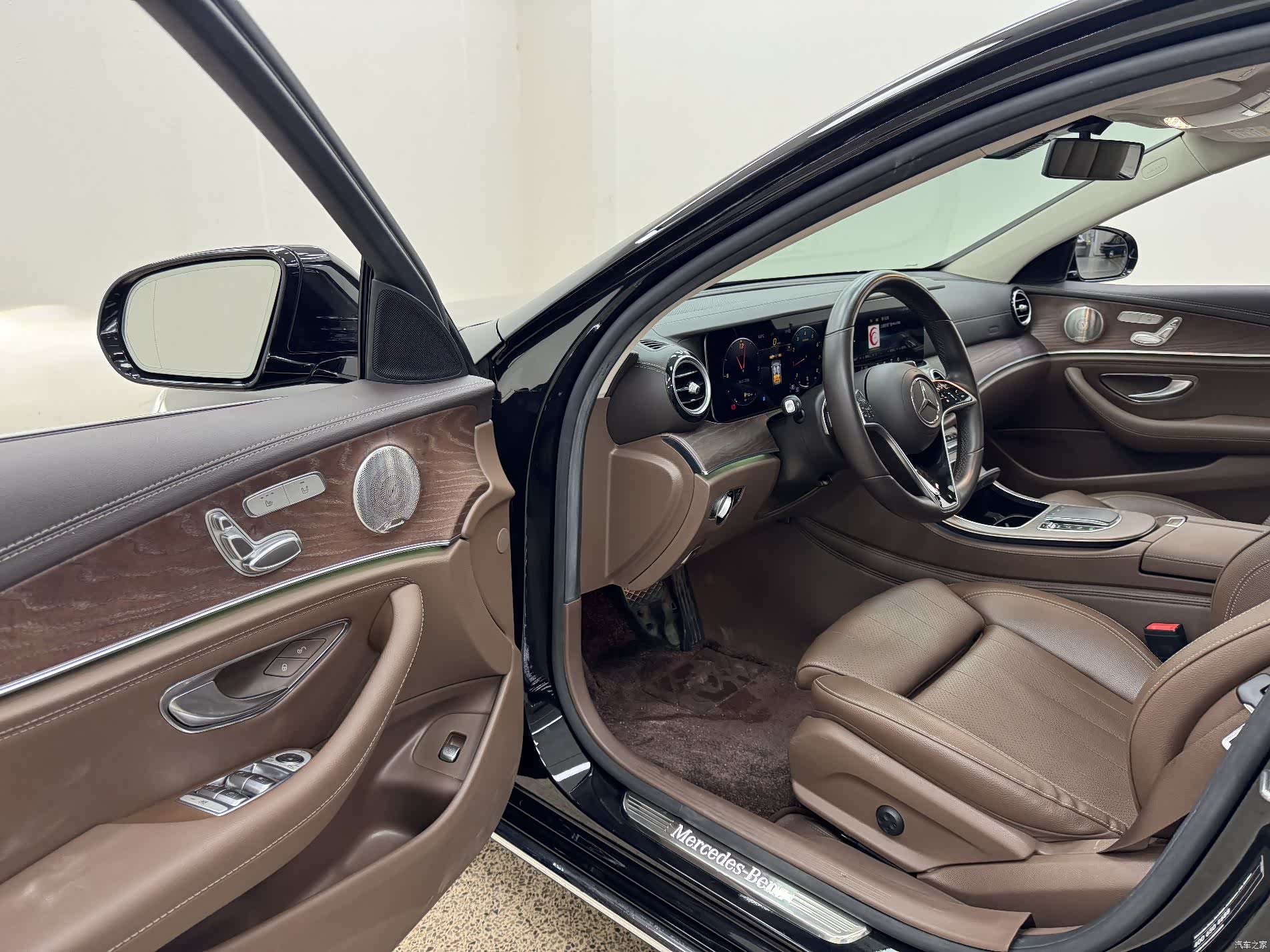 Mercedes-Benz E-Class, 2022 8