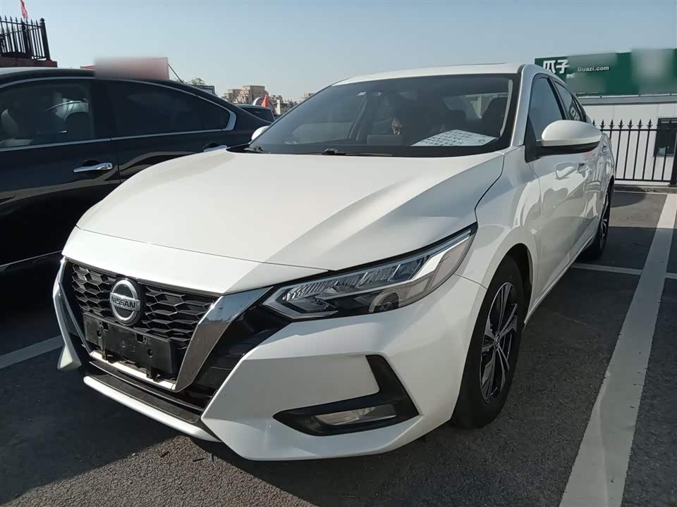 Nissan Xuan Yi