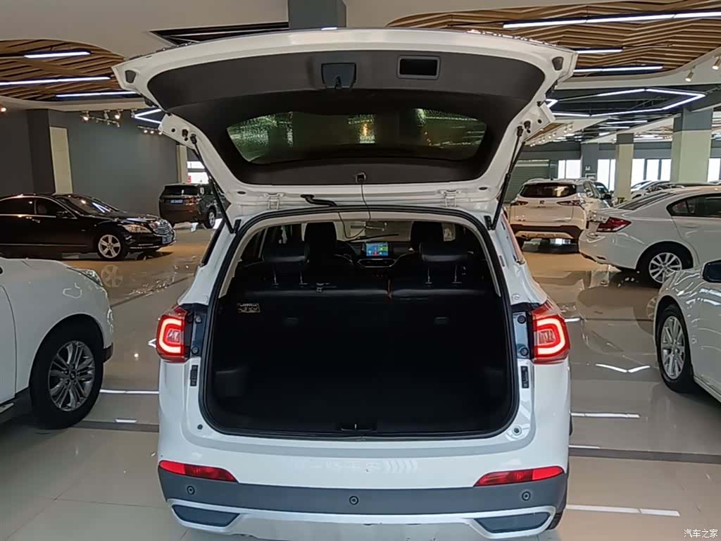 Wuling 510, 2017 19