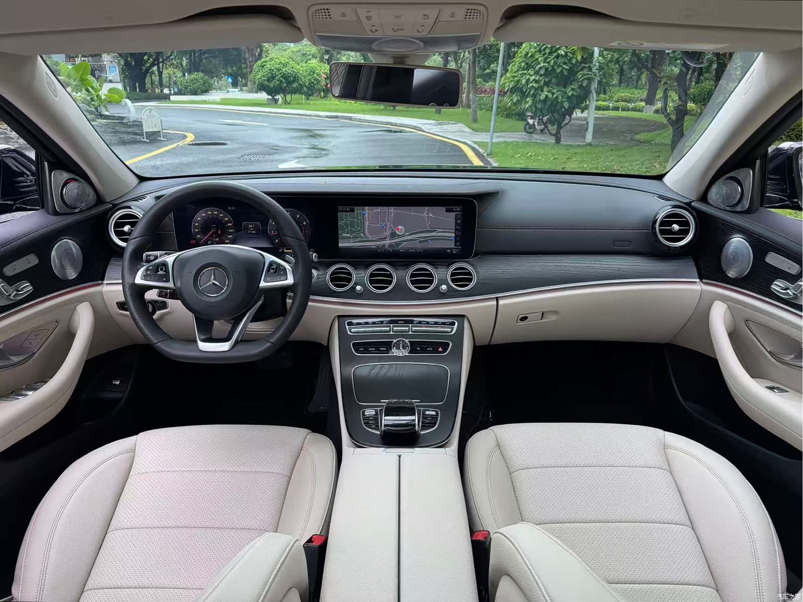 Mercedes-Benz E-Class, 2018 10