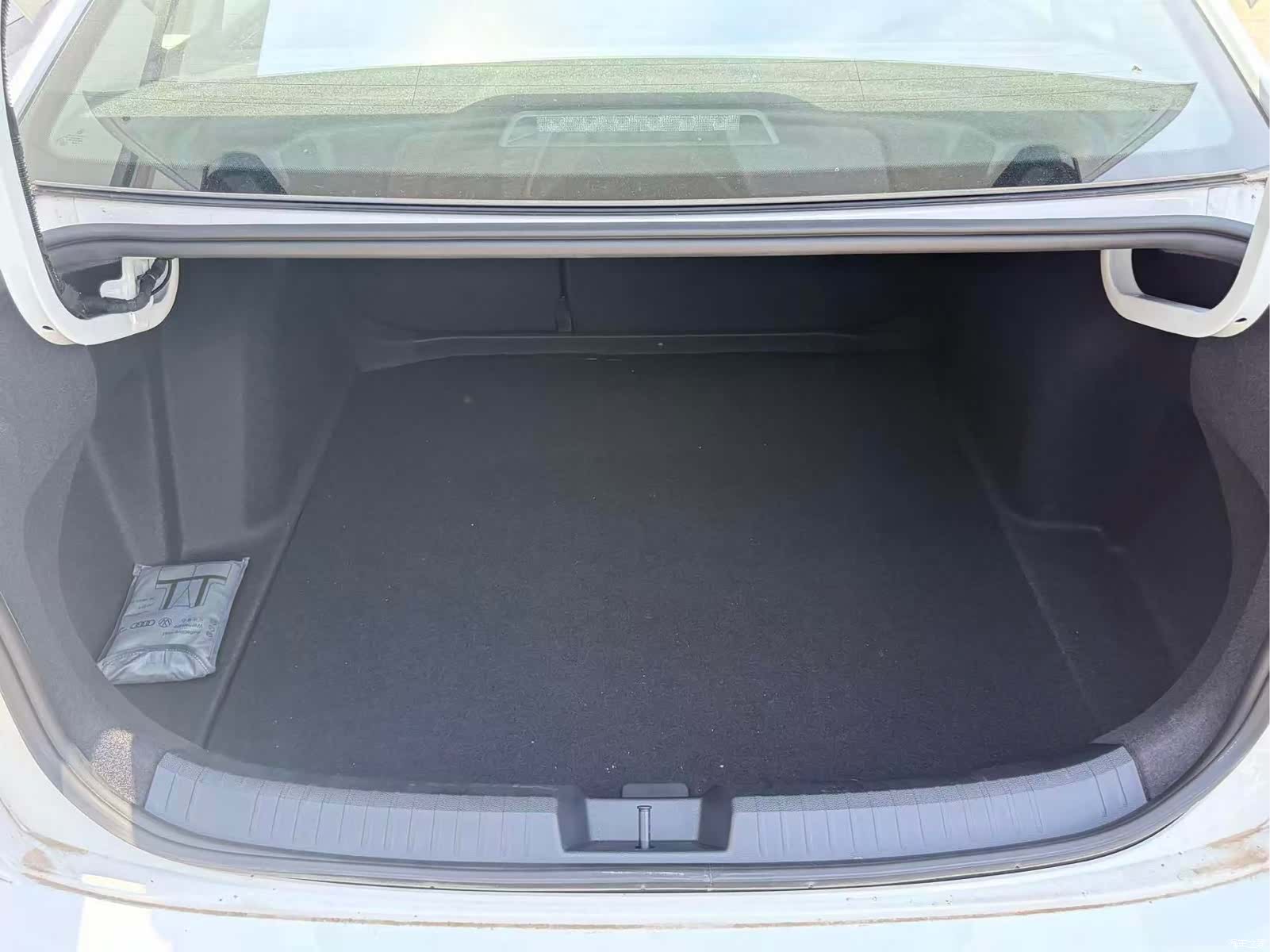 Volkswagen Sagitar, 2024 8