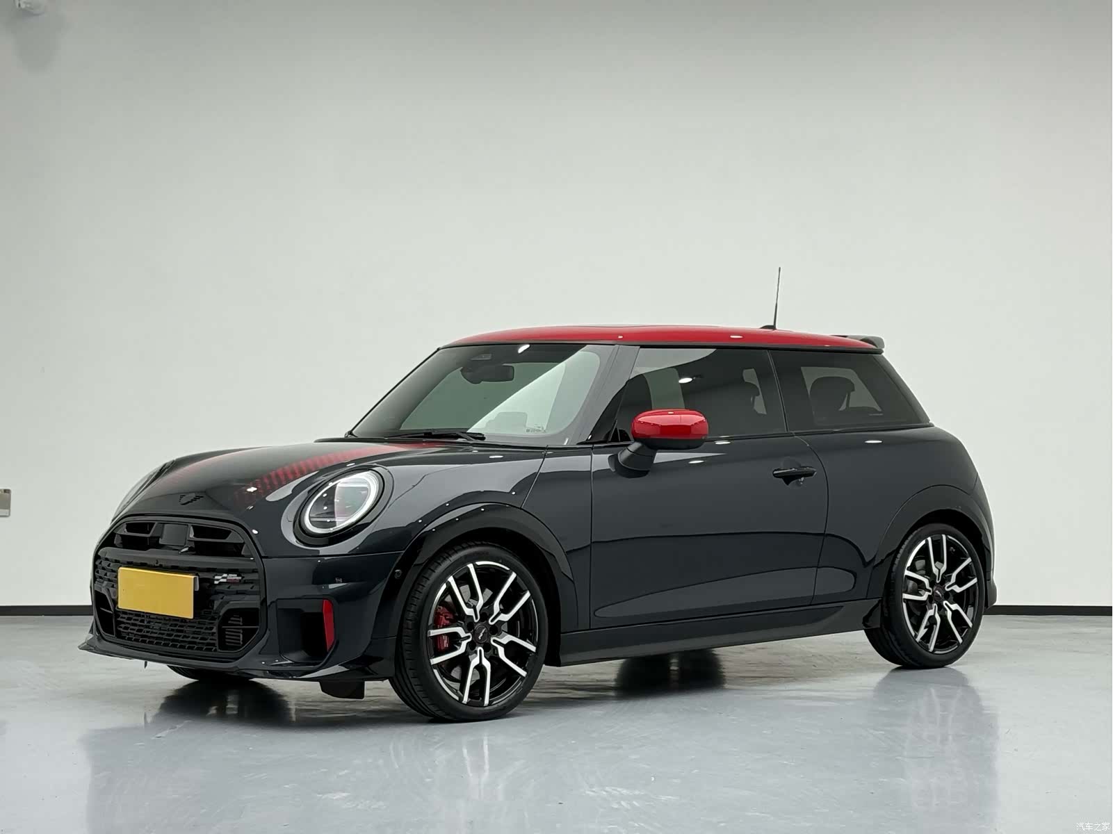 Mini Cooper, 2025 1