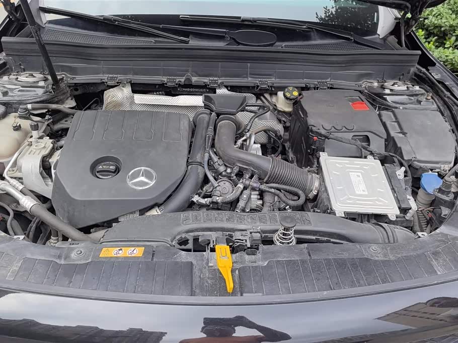 Mercedes-Benz GLB Mercedes-Benz GLB