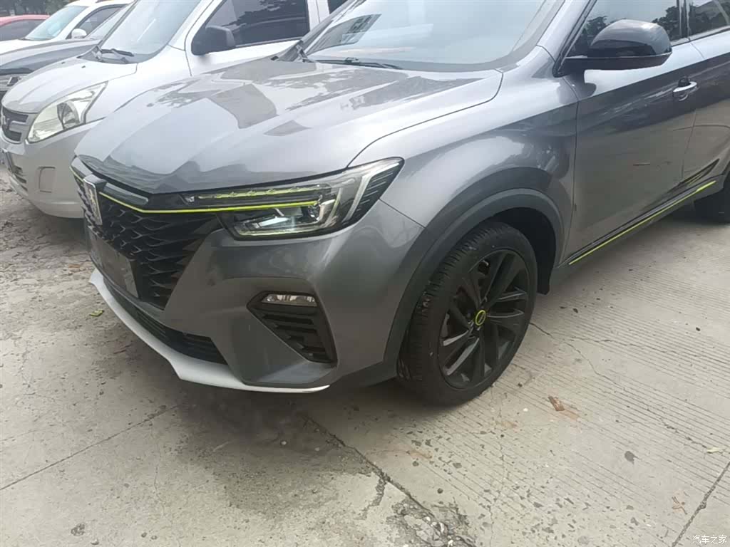 Roewe RX5, 2021 24