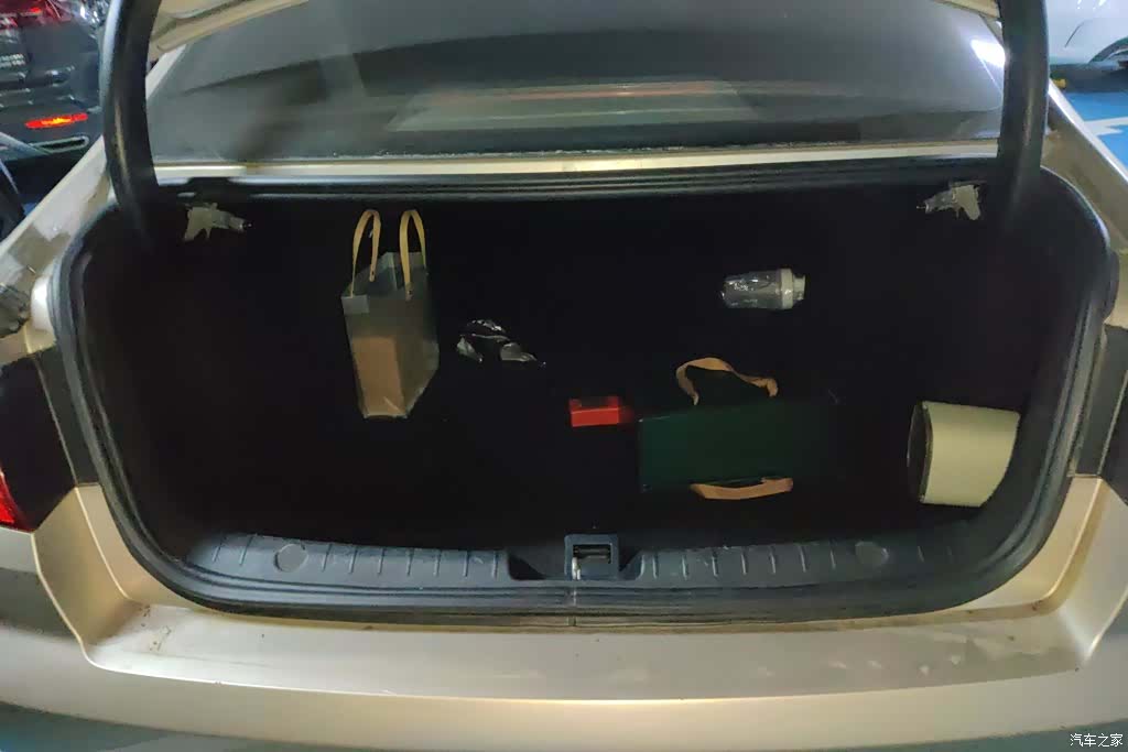 Geely Emgrand, 2016 4