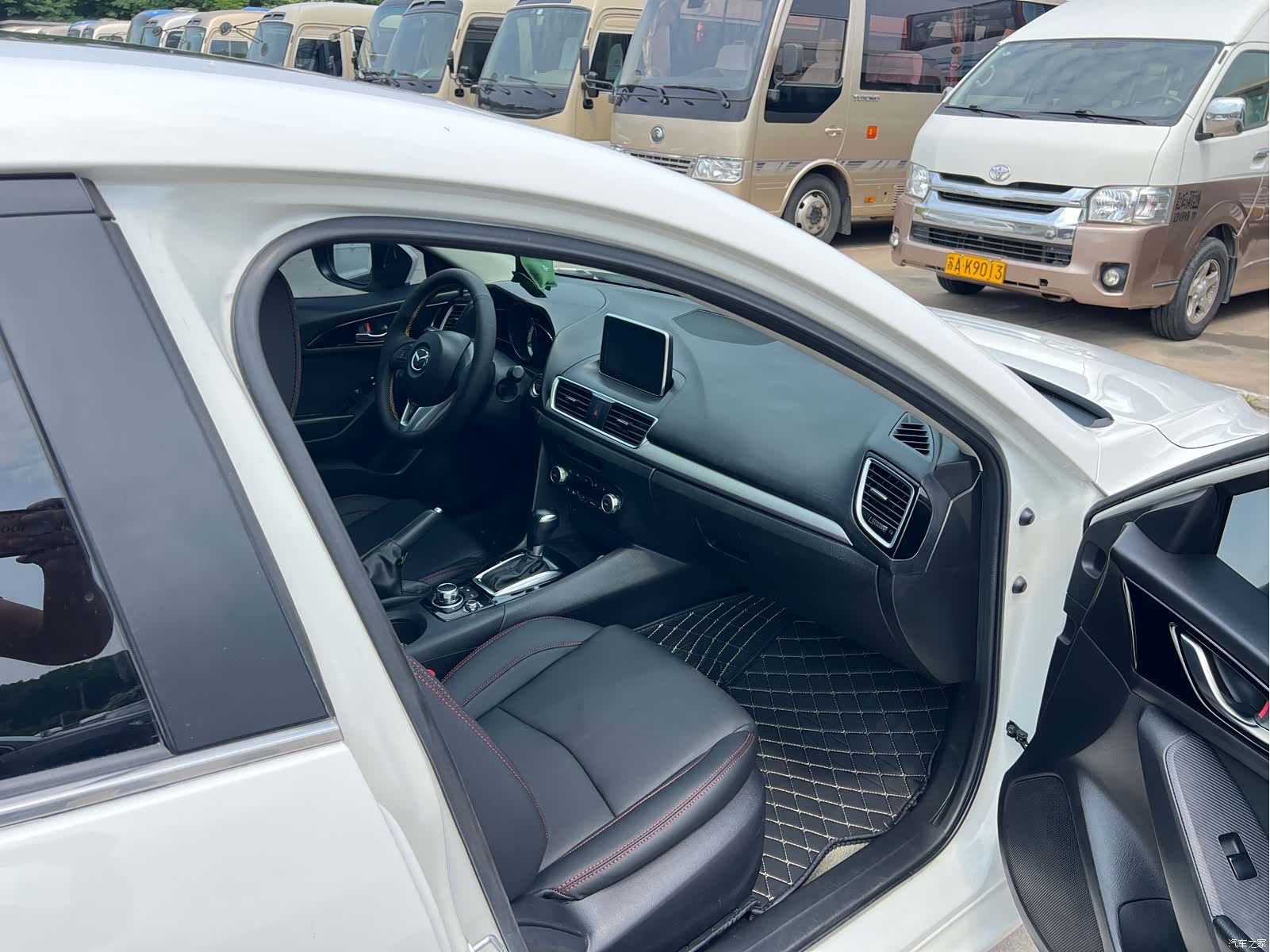 Mazda Mazda3, 2016 17