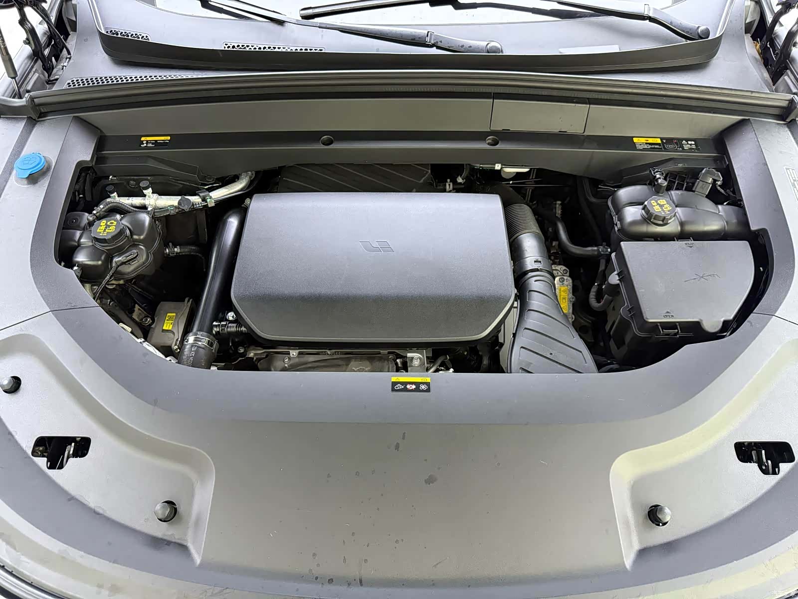 Li Auto L9, 2025 6