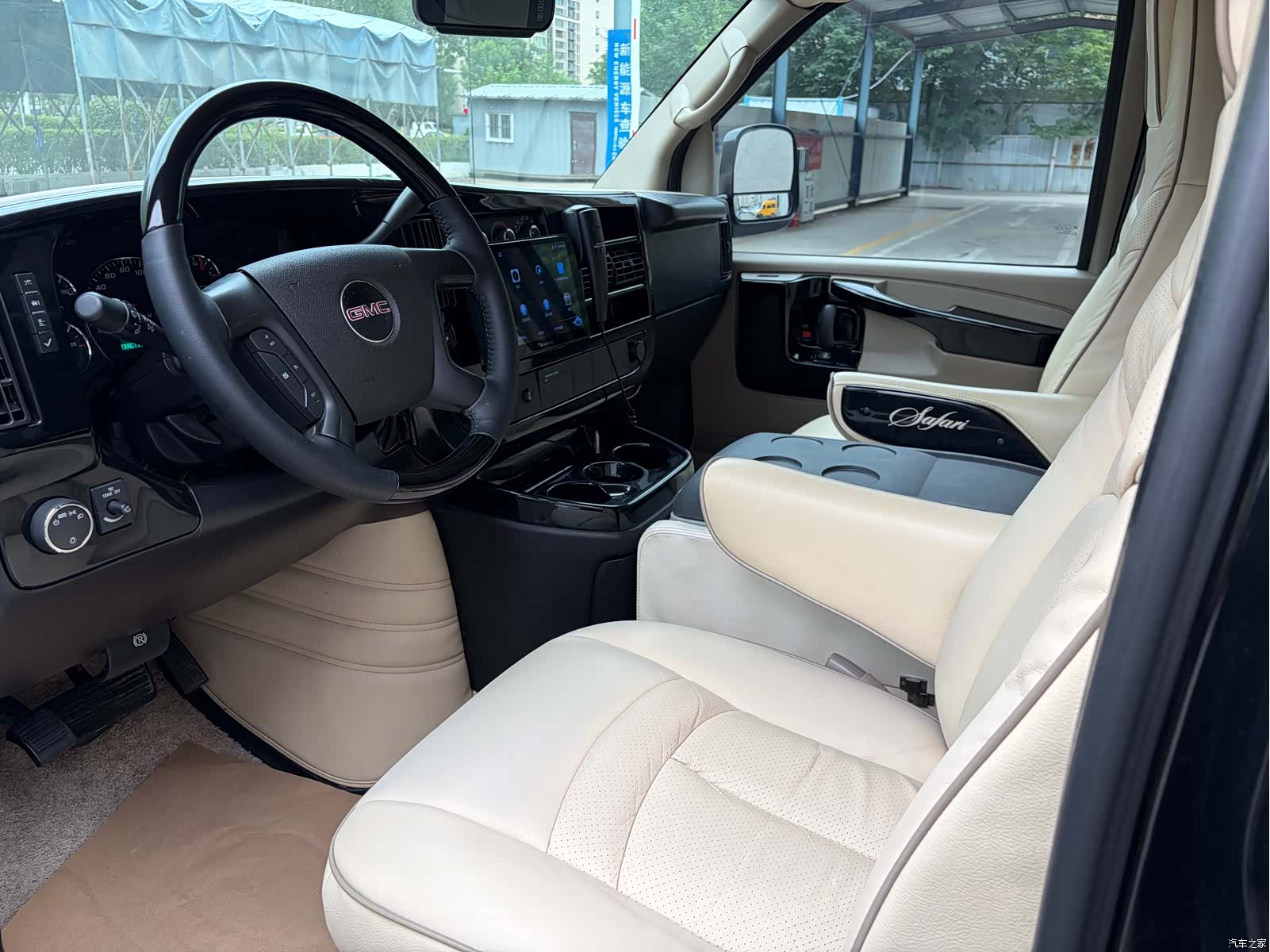 GMC SAVANA, 2014 9